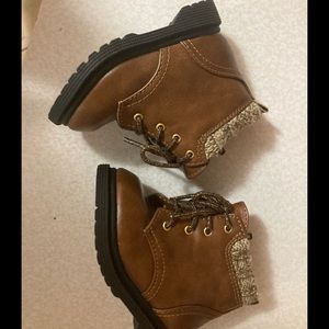 Combat booties size 3